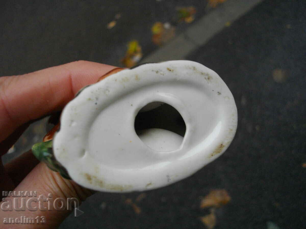 OLD PORCELAIN ROOSTER - 6 OLD PORCELAIN ROOSTER - 6