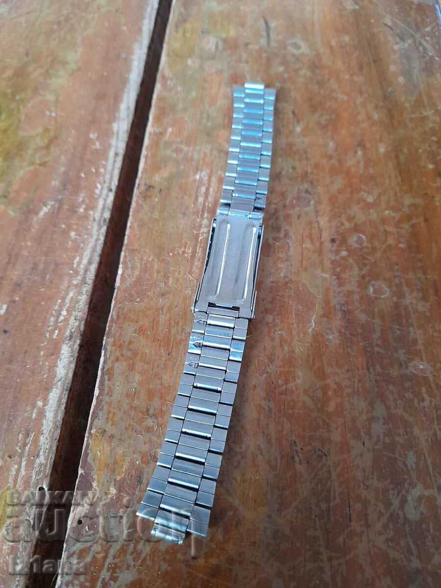 Old chain, strap, watch chain with price 22.00 BGN | € 11.25 Old chain, strap, watch chain with price 22.00 BGN | € 11.25