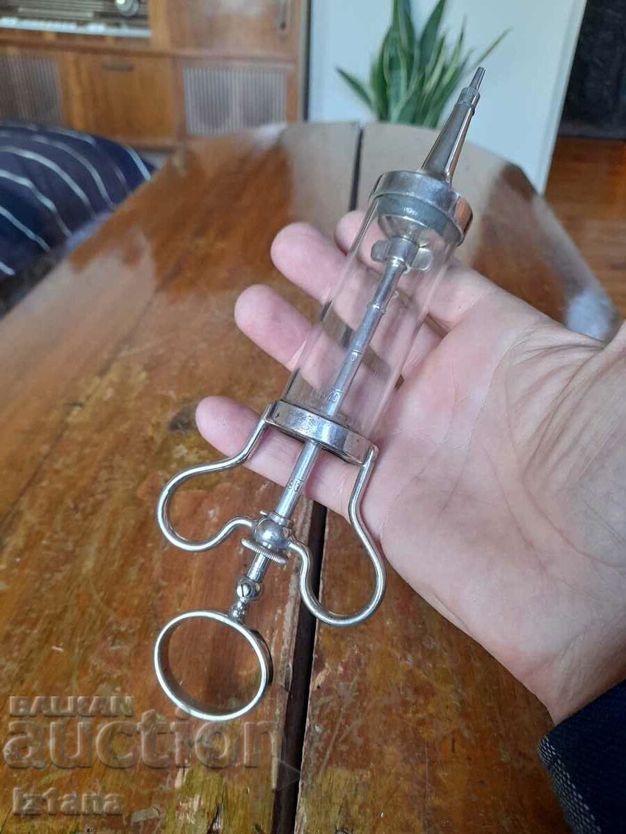 Old syringe for medical washes