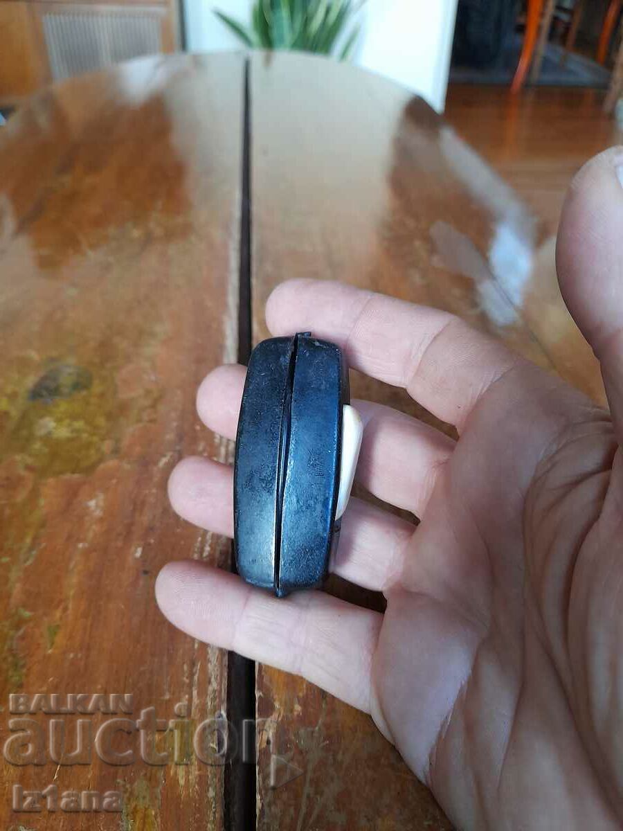 Veche cheie leneșă cu preț 11.00 BGN | € 5.62 Veche cheie leneșă cu preț 11.00 BGN | € 5.62