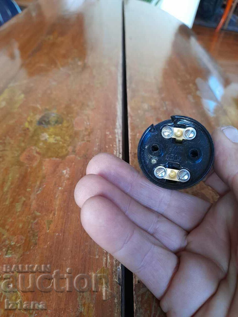 Delivery of Old bell button