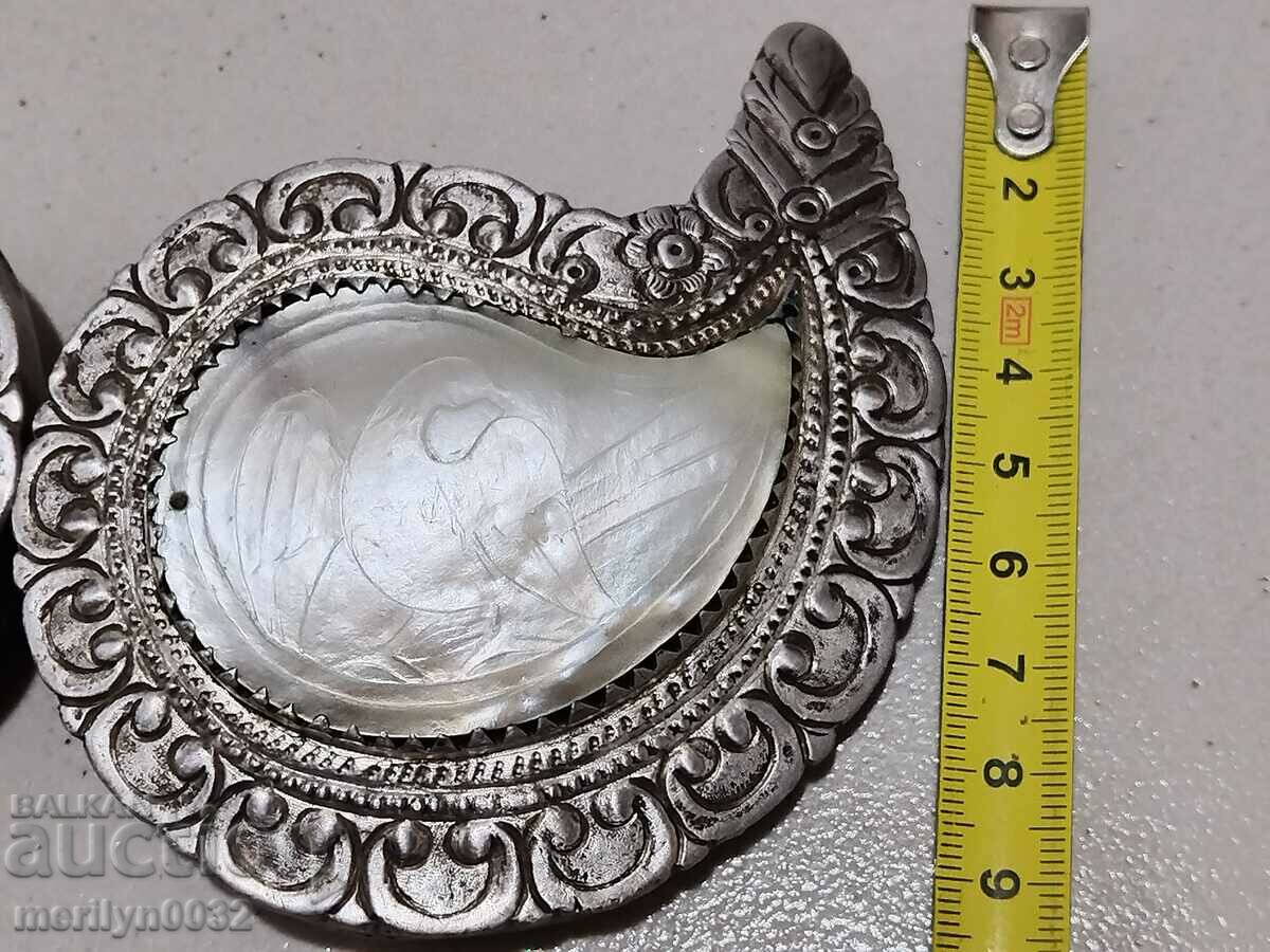 Delivery of Renaissance silver pafts, pafta, silver, mother-of-pearl Delivery of Renaissance silver pafts, pafta, silver, mother-of-pearl