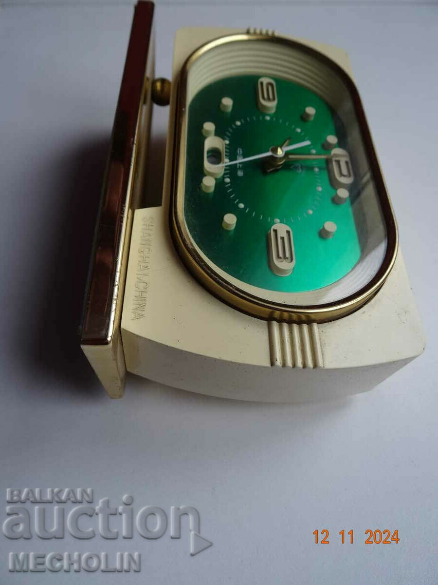 Delivery of COLLECTIBLE CHINESE ALARM CLOCK Delivery of COLLECTIBLE CHINESE ALARM CLOCK