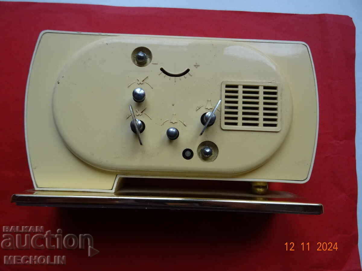 COLLECTIBLE CHINESE ALARM CLOCK - 6 COLLECTIBLE CHINESE ALARM CLOCK - 6