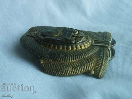 Cocardă veche BDZ - Căile Ferate de Stat Bulgare. Absențe cu preț 3.00 BGN | € 1.53 Cocardă veche BDZ - Căile Ferate de Stat Bulgare. Absențe cu preț 3.00 BGN | € 1.53