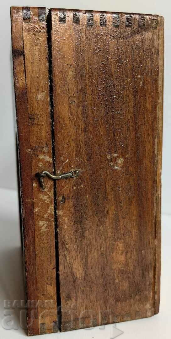 Delivery of .1930s KINGDOM OF BULGARIA UNUSED BOX PLATE ALARM CLOCK Delivery of .1930s KINGDOM OF BULGARIA UNUSED BOX PLATE ALARM CLOCK