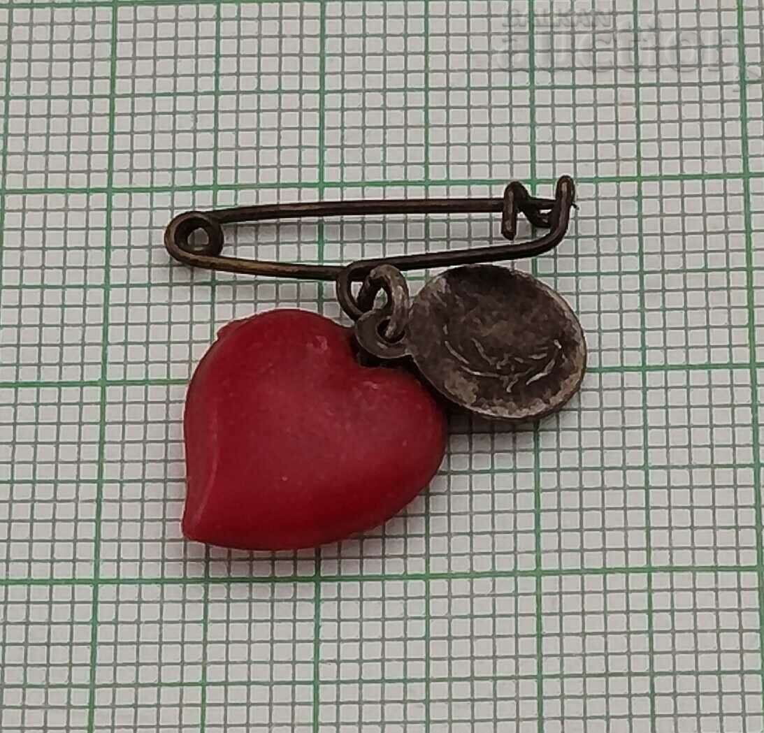 HEART COIN OLD MARTENITA BADGE with price 2.00 BGN | € 1.02 HEART COIN OLD MARTENITA BADGE with price 2.00 BGN | € 1.02