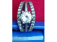 SILVER RING WITH ZIRCONIA