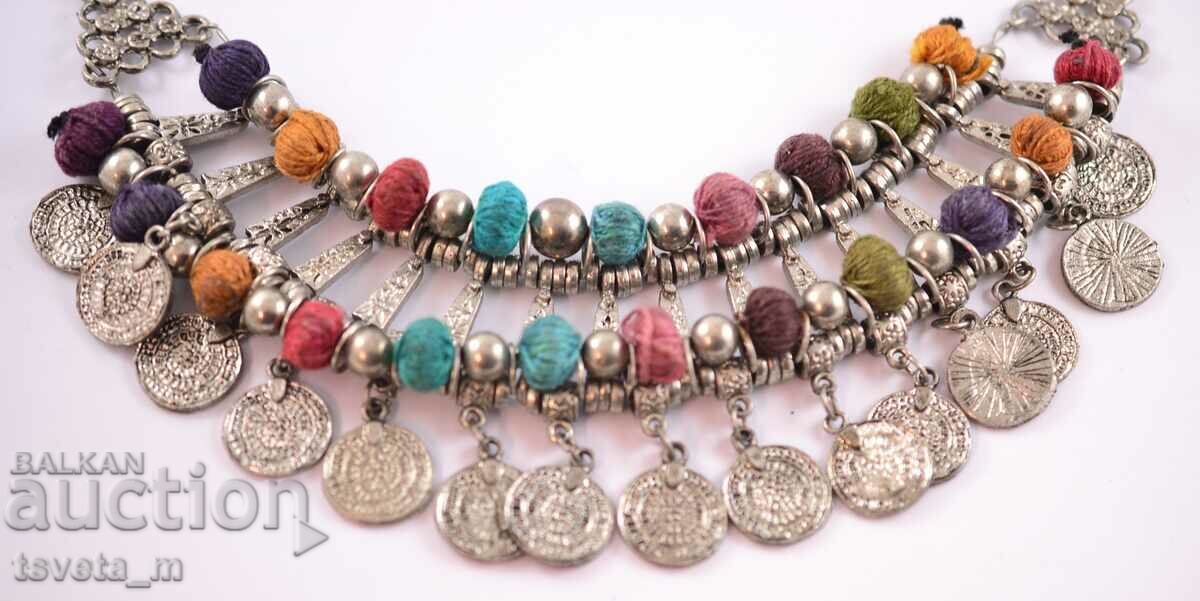 Necklace with price 10.00 BGN | € 5.11 Necklace with price 10.00 BGN | € 5.11