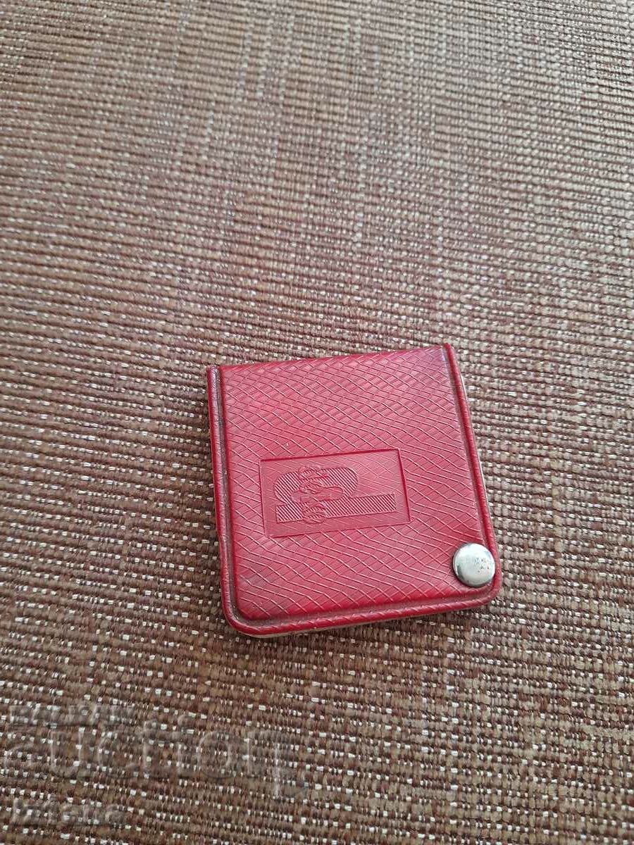 Old Deko magnifying glass with price 27.00 BGN | € 13.80 Old Deko magnifying glass with price 27.00 BGN | € 13.80