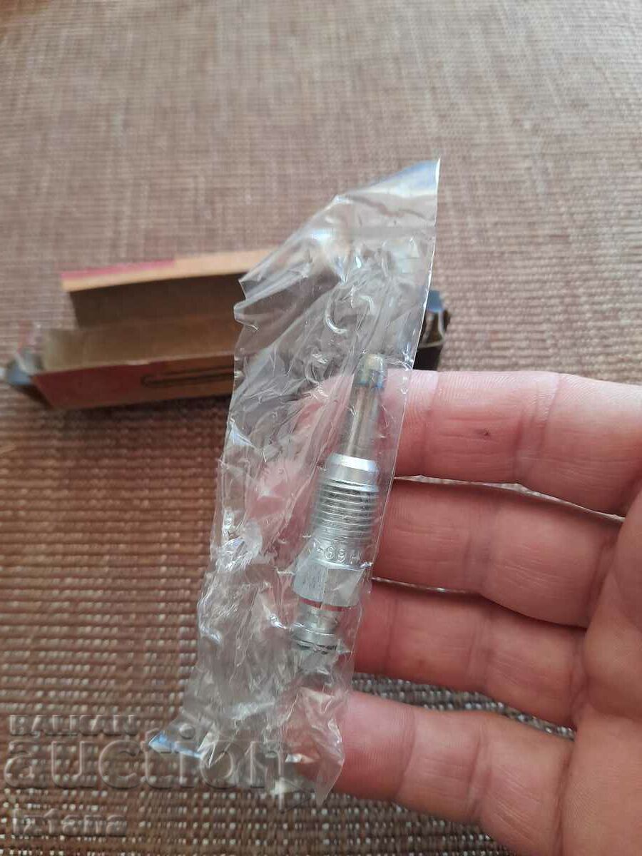 Delivery of Old glow plug AG-69