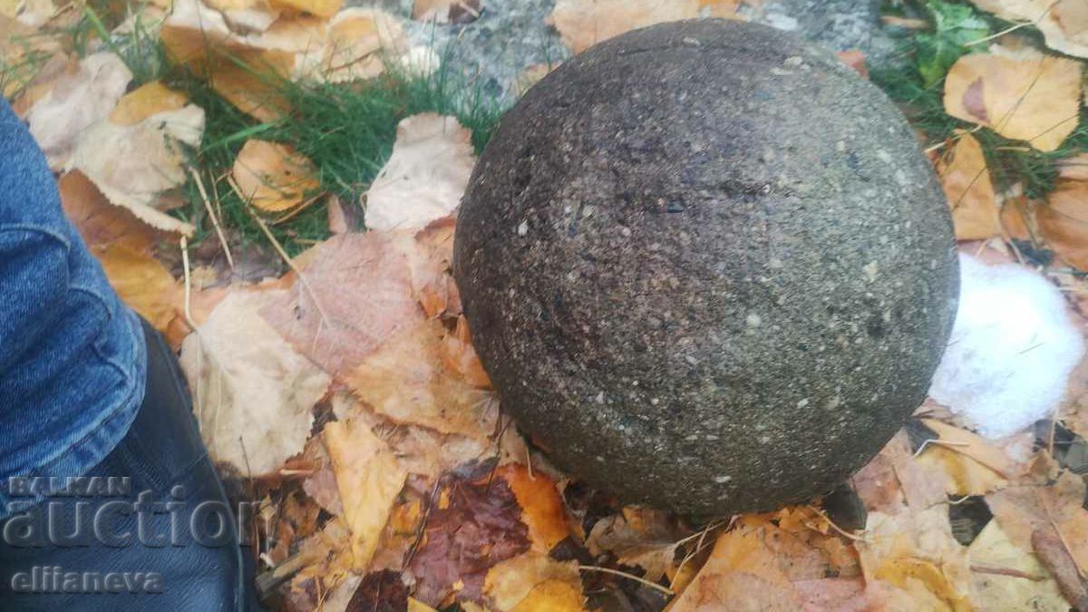Auction Stone ball D 23cm Auction Stone ball D 23cm