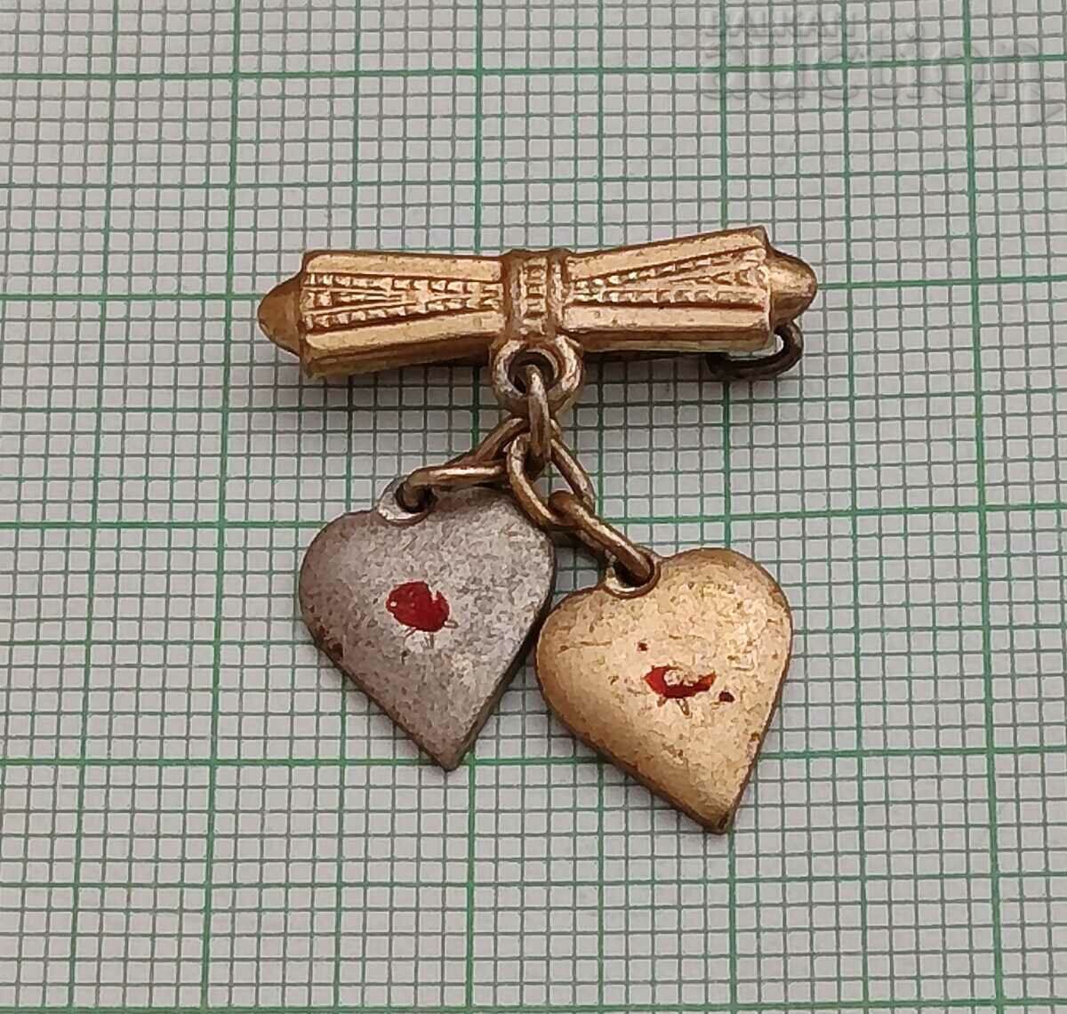 HEARTS OLD MARTENICE with price 2.00 BGN | € 1.02 HEARTS OLD MARTENICE with price 2.00 BGN | € 1.02