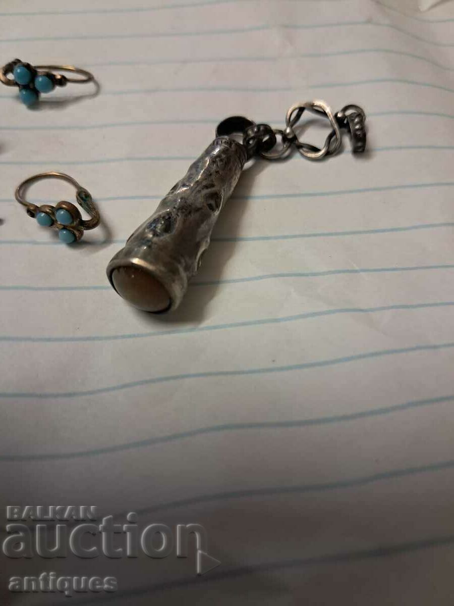 Delivery of Renaissance jewelry silver Delivery of Renaissance jewelry silver