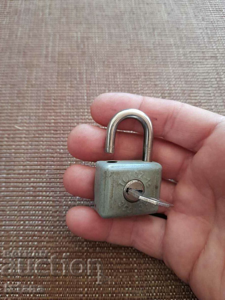 Old padlock Tokoz with price 16.00 BGN | € 8.18 Old padlock Tokoz with price 16.00 BGN | € 8.18