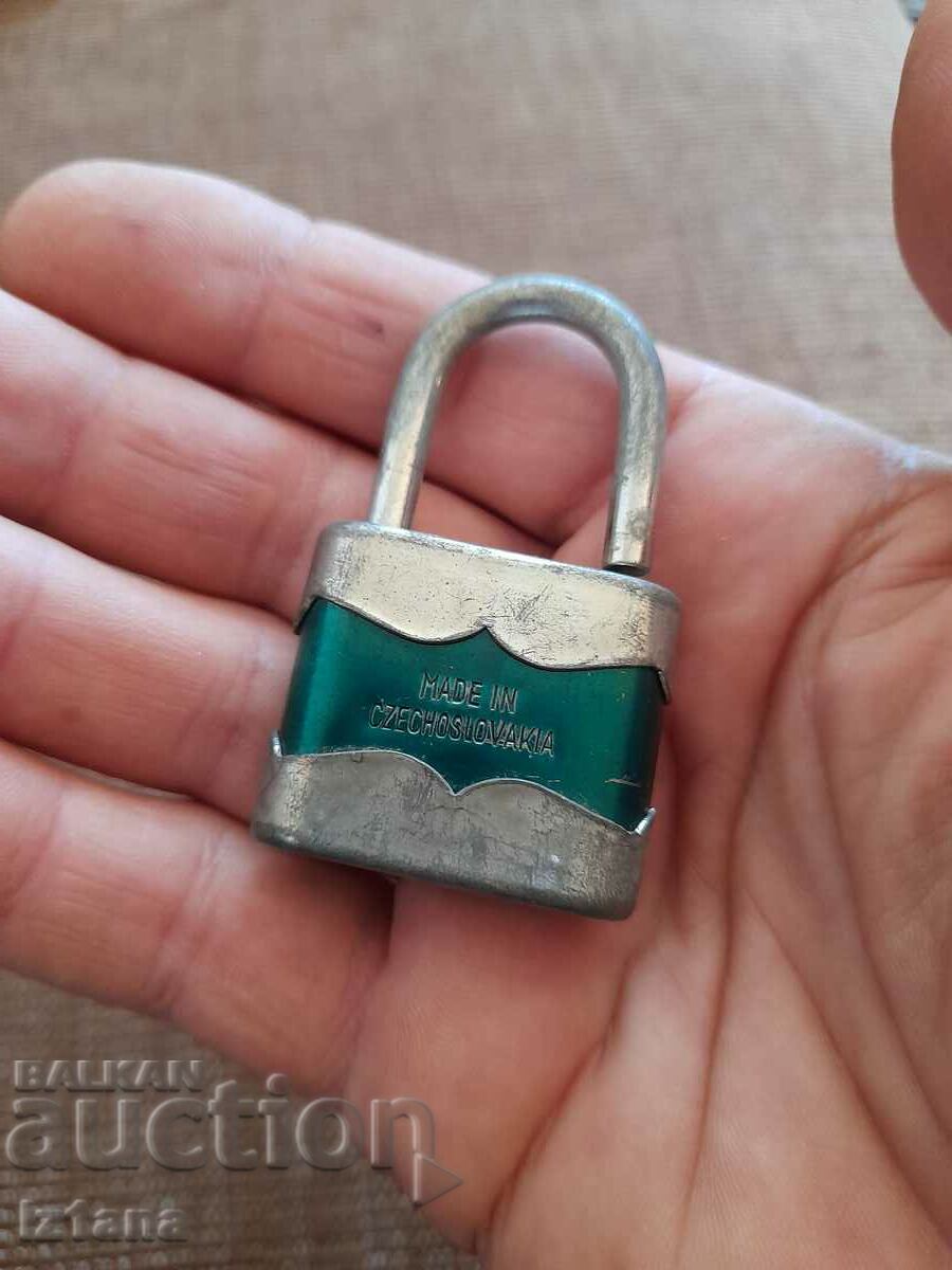 Auction Old padlock Tokoz Auction Old padlock Tokoz