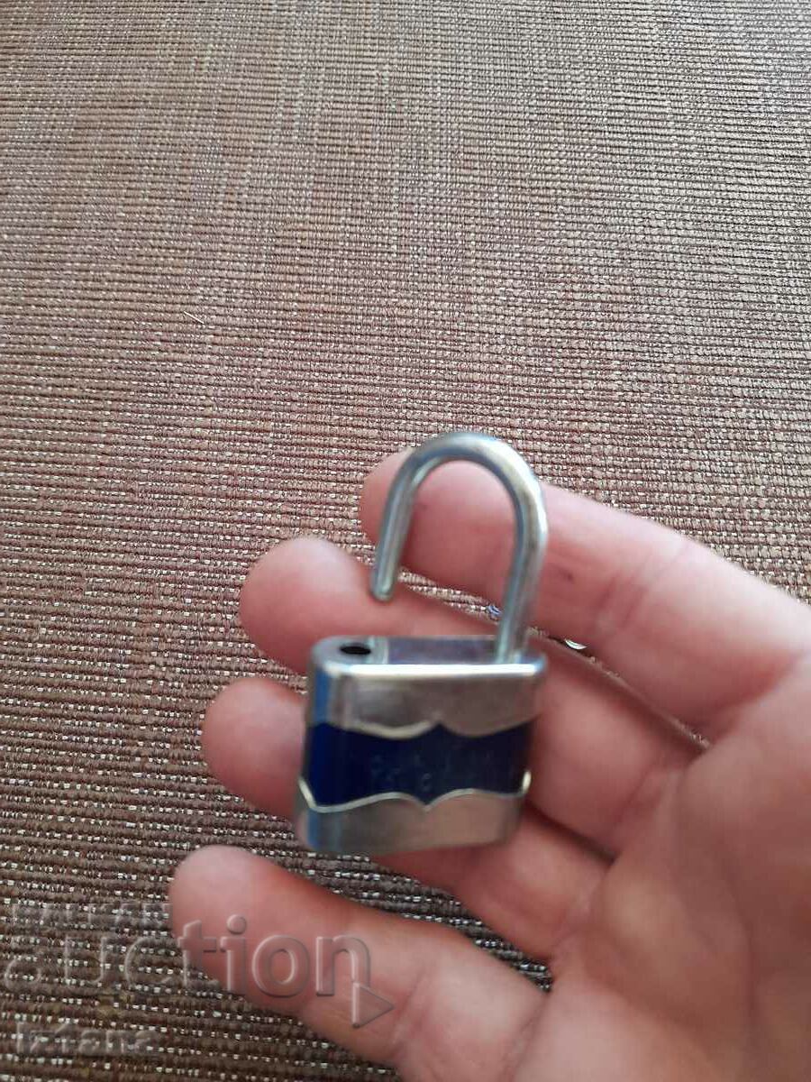 Old padlock Tokoz with price 16.00 BGN | € 8.18 Old padlock Tokoz with price 16.00 BGN | € 8.18