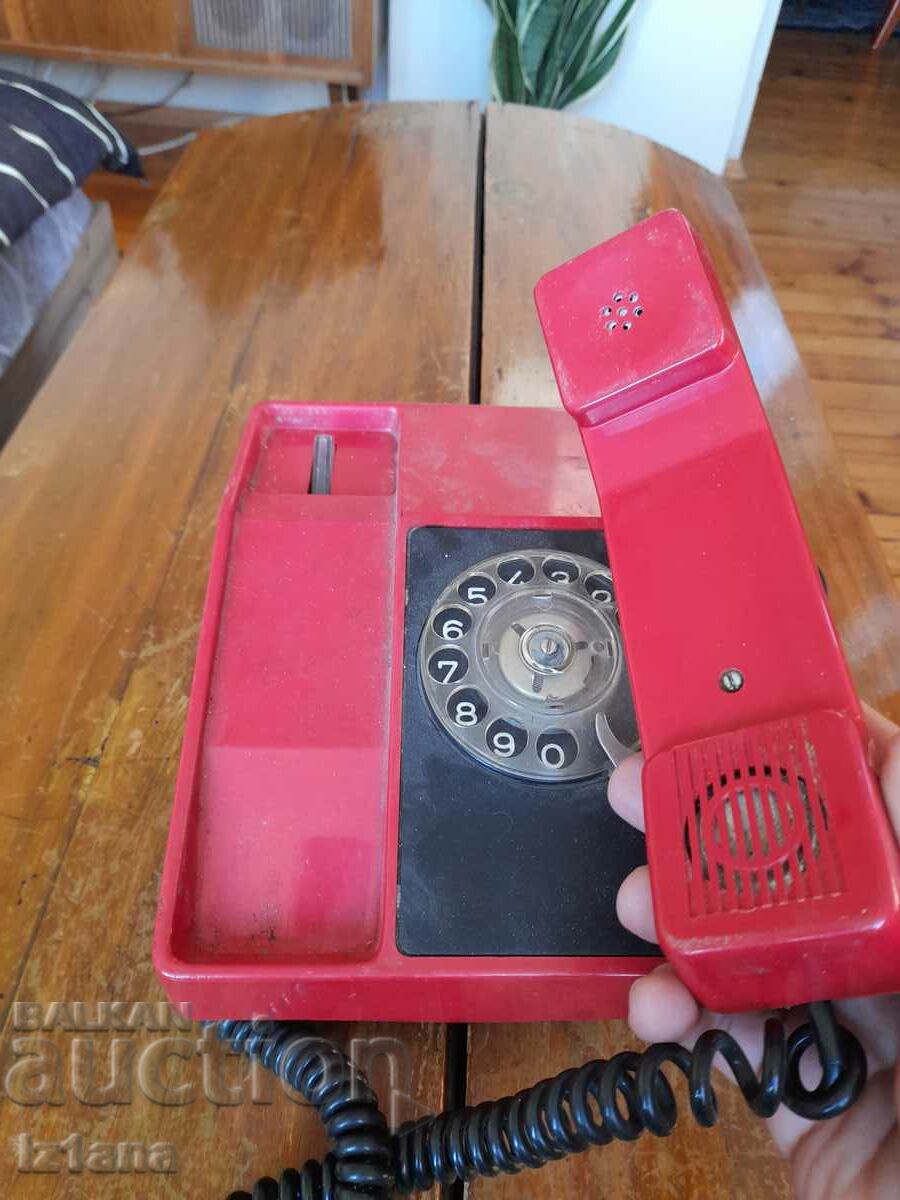 Old phone with price 32.00 BGN | € 16.36 Old phone with price 32.00 BGN | € 16.36