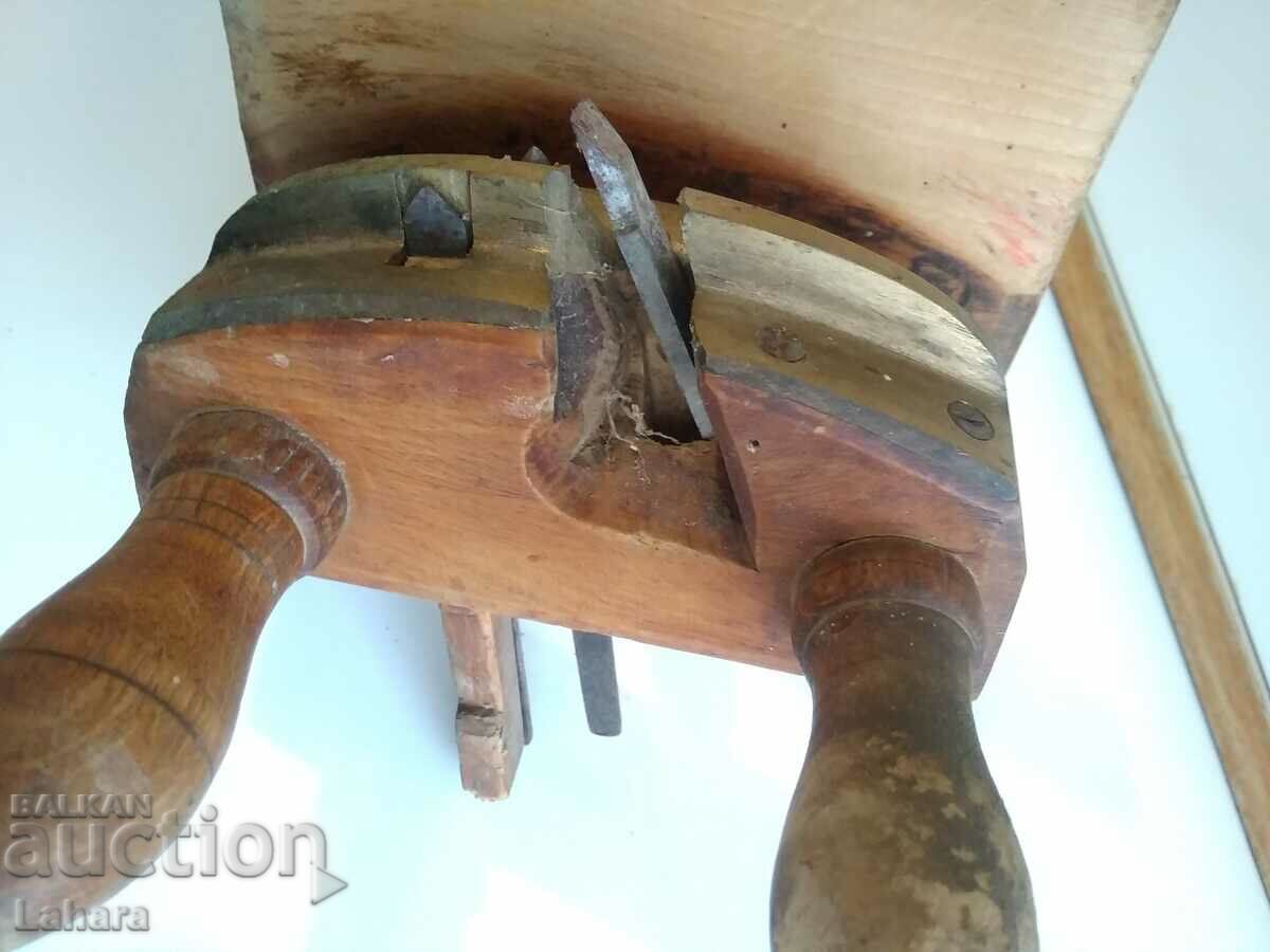 Carpenter's planer for barrel grooves - 5 Carpenter's planer for barrel grooves - 5