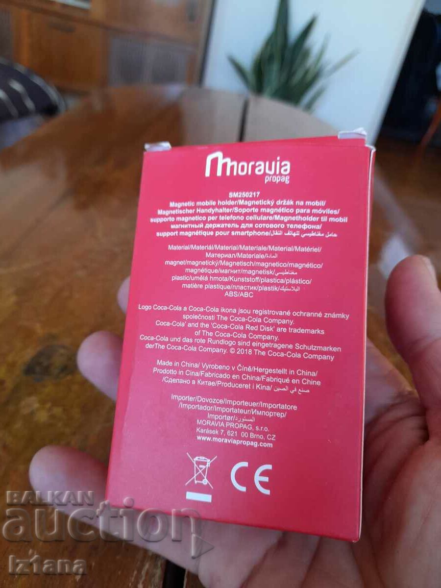 Магнитен държач за мобилен телефон Кока Кола,Coca Cola с цена 32.00 лв. | € 16.36 Магнитен държач за мобилен телефон Кока Кола,Coca Cola с цена 32.00 лв. | € 16.36
