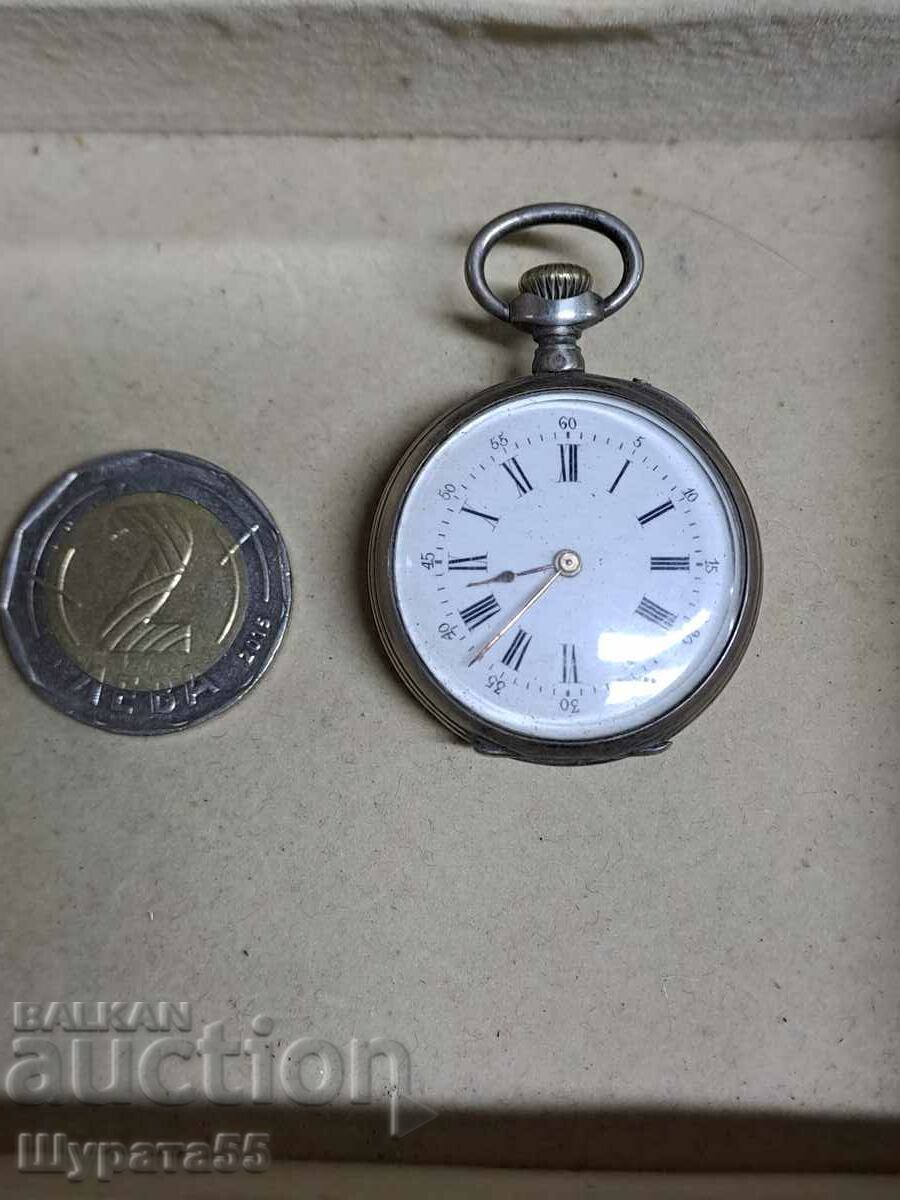 Silver watch balance is a healthy prevention Silver watch balance is a healthy prevention