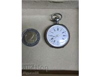 Balanța ceasului de argint este o prevenire sănătoasă