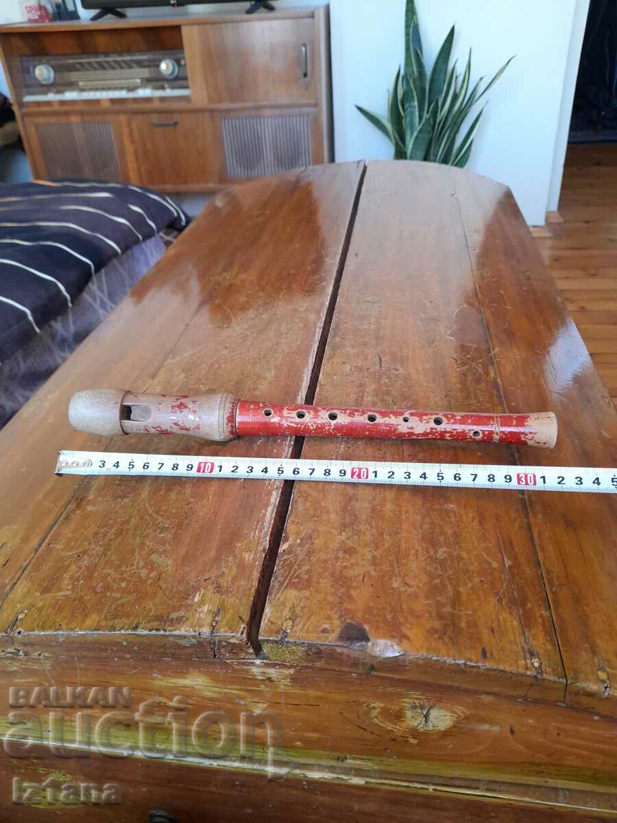 Livrarea Bătrân ticălos, duduk, fluier Livrarea Bătrân ticălos, duduk, fluier