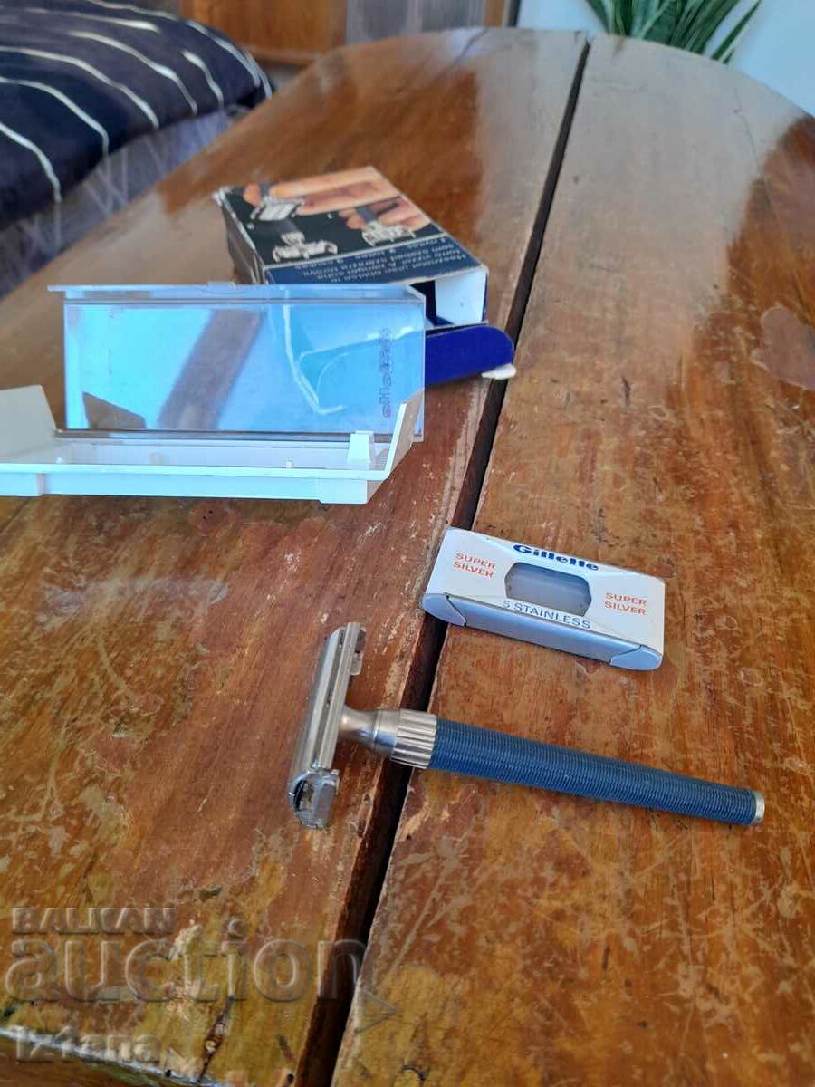 Auction Old Gillette Super Slimtwist razor Auction Old Gillette Super Slimtwist razor