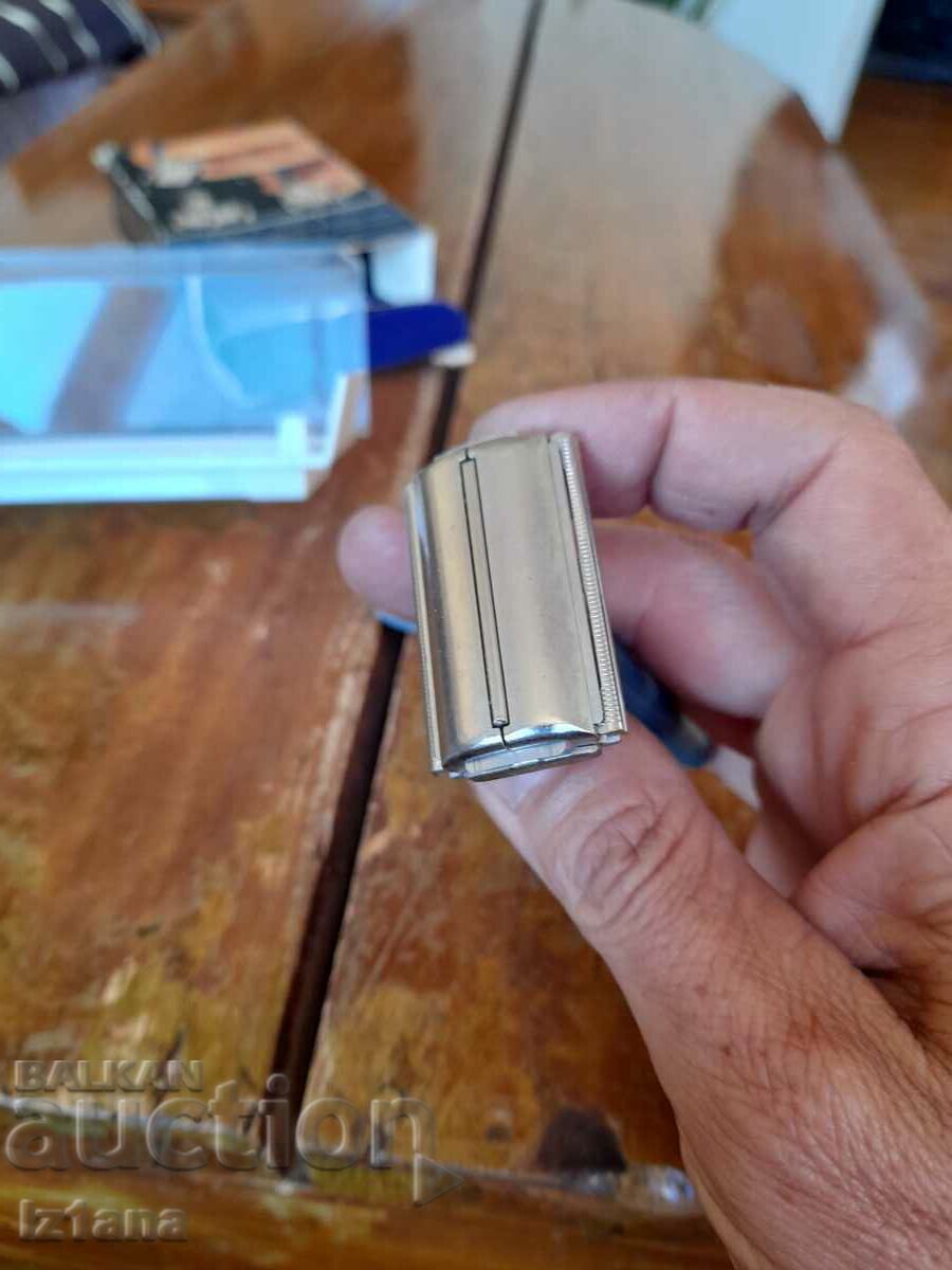 Old Gillette Super Slimtwist razor - 5 Old Gillette Super Slimtwist razor - 5