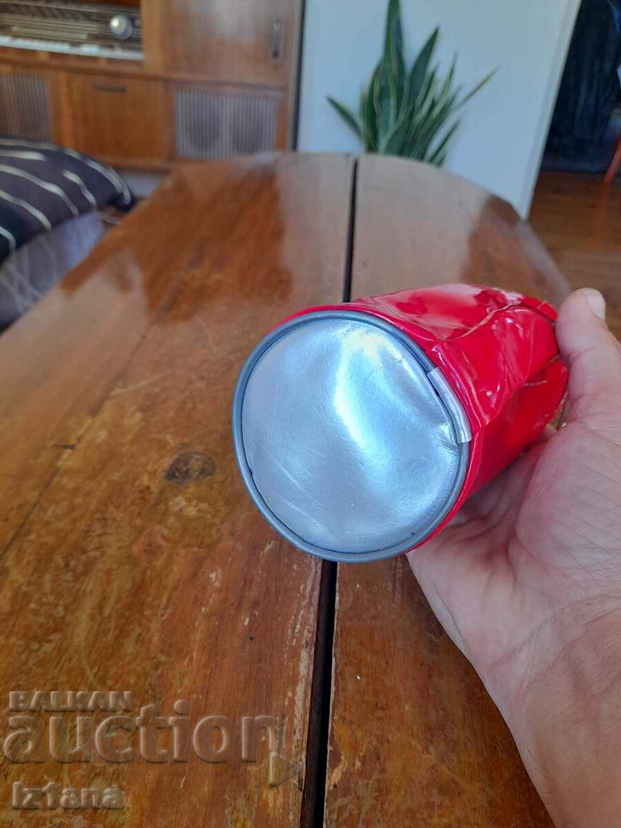 Delivery of Coca Cola toilet seat, Coca Cola Delivery of Coca Cola toilet seat, Coca Cola