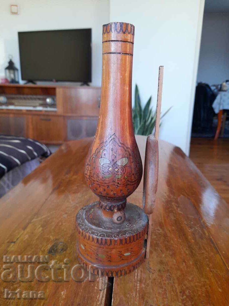 Old souvenir gas lamp with price 27.00 BGN | € 13.80 Old souvenir gas lamp with price 27.00 BGN | € 13.80