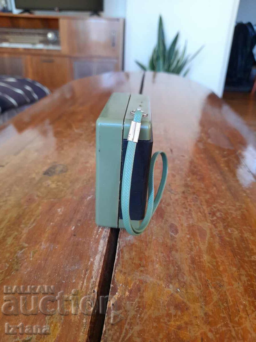 Delivery of Old radio, HTE radio receiver