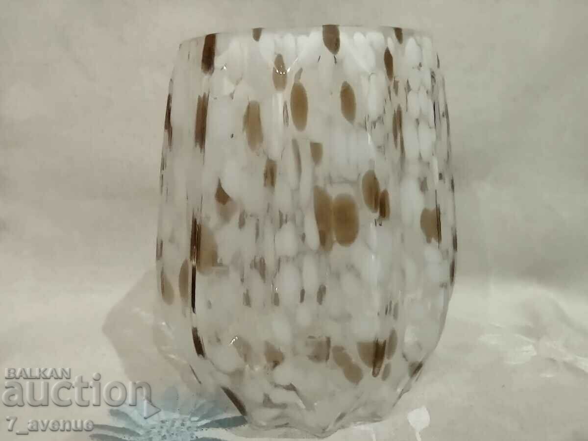 Murano type vase, glass decoration decoration comfort style 15.11.2024 with price 99.00 BGN | € 50.62 Murano type vase, glass decoration decoration comfort style 15.11.2024 with price 99.00 BGN | € 50.62