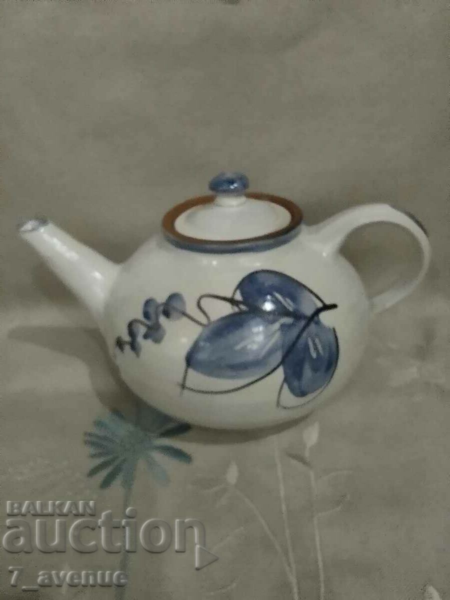 Delivery of Beautiful teapot with stand, author, ceramic Germany, 11/15/24 Delivery of Beautiful teapot with stand, author, ceramic Germany, 11/15/24