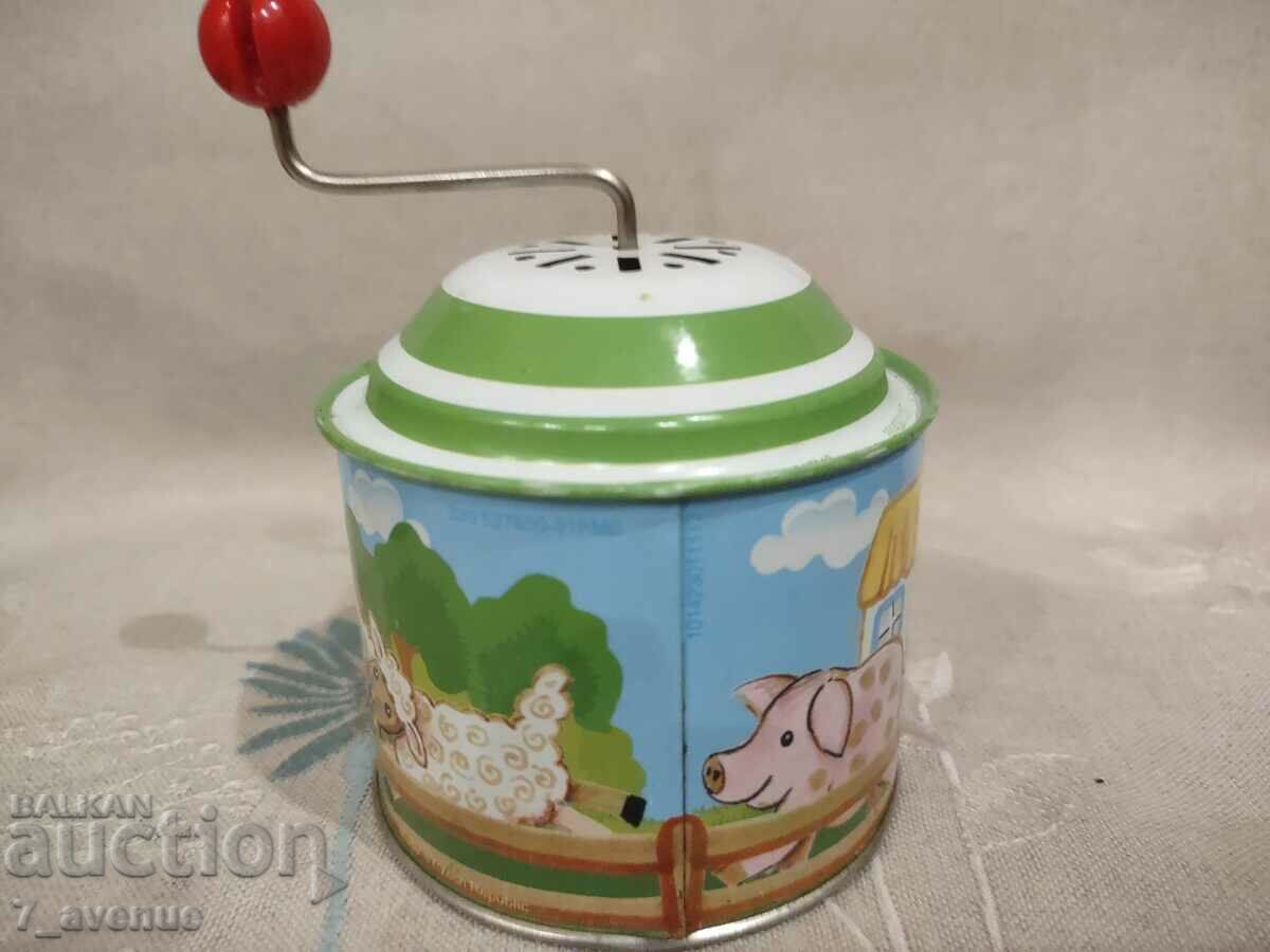 Auction Children's lantern, metal musical toy, 11/15/24 Auction Children's lantern, metal musical toy, 11/15/24