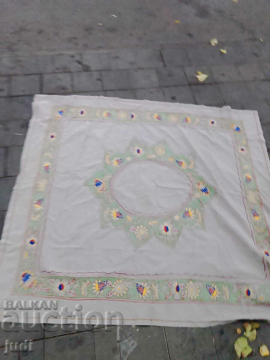 Large tablecloth embroidery