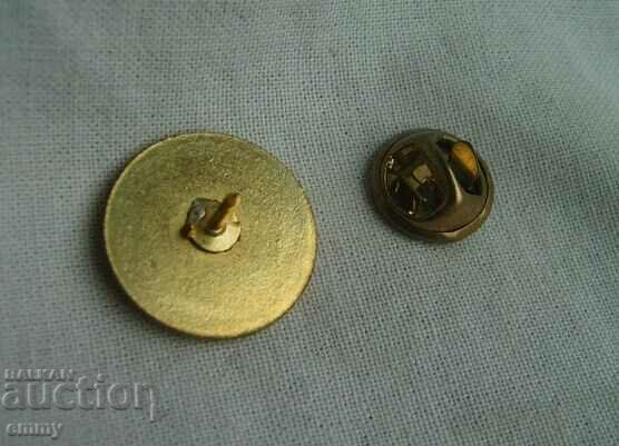 Football badge - FC Celtic / FC Celtic, Scotland with price 2.00 BGN | € 1.02 Football badge - FC Celtic / FC Celtic, Scotland with price 2.00 BGN | € 1.02