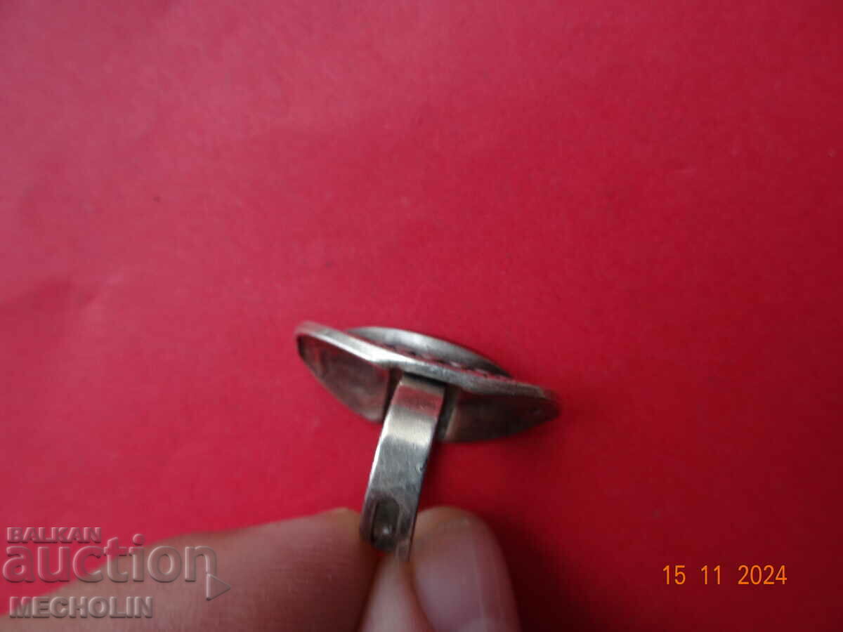 Auction  OLD RING 3