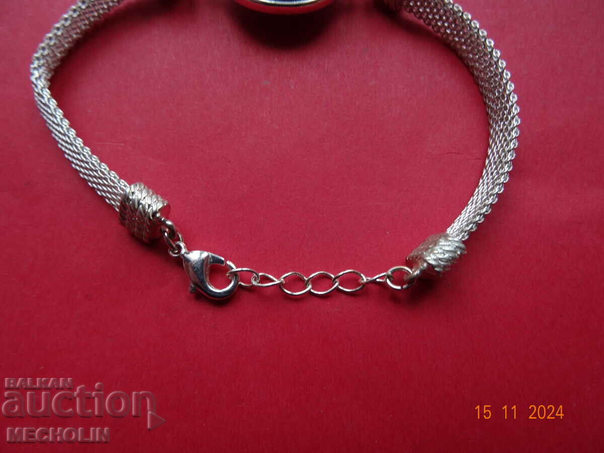 Auction BEAUTIFUL BRACELET 5 Auction BEAUTIFUL BRACELET 5