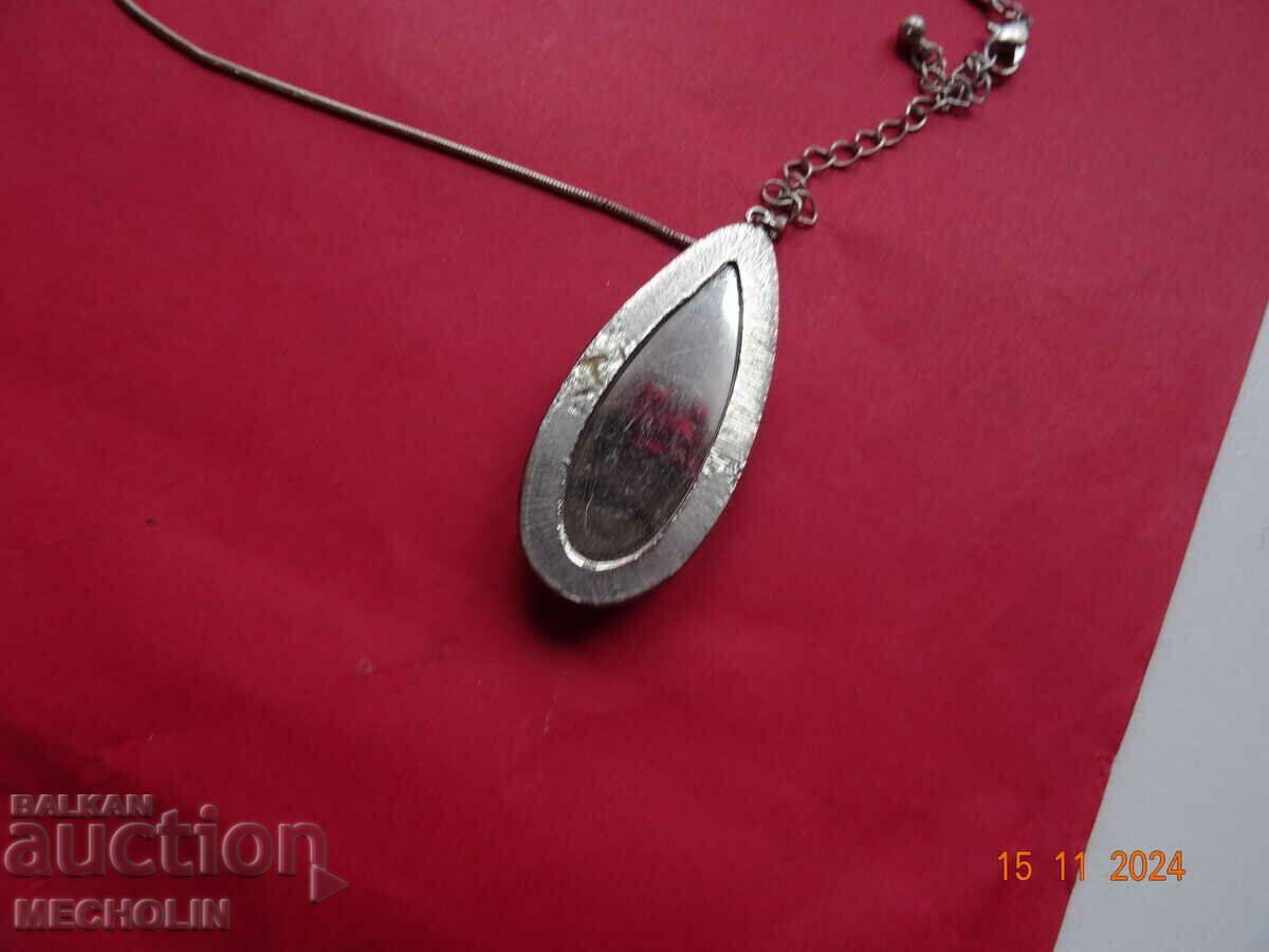 Livrarea COLAR FRUMOS 6 Livrarea COLAR FRUMOS 6