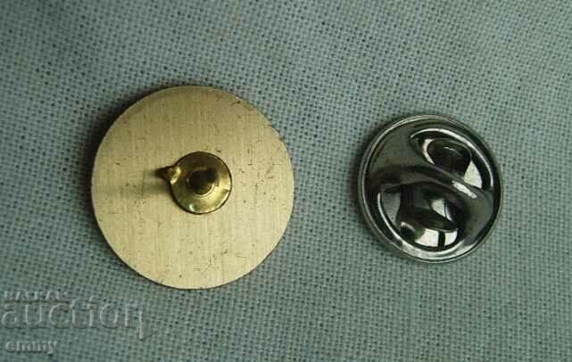 Football badge - FC Bordeaux / FC Bordeaux, France with price 2.00 BGN | € 1.02 Football badge - FC Bordeaux / FC Bordeaux, France with price 2.00 BGN | € 1.02