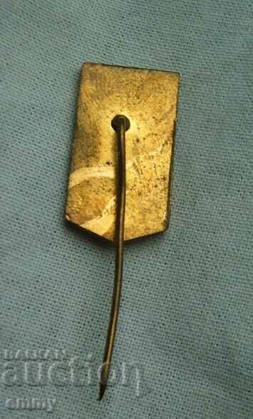 Badge Olympic Games Seoul 1988 - rowing with price 4.00 BGN | € 2.05 Badge Olympic Games Seoul 1988 - rowing with price 4.00 BGN | € 2.05