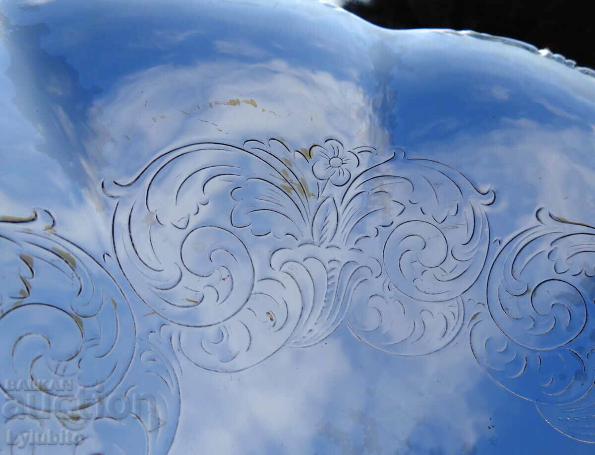 Delivery of Silver plated brass fruit bowl. Delivery of Silver plated brass fruit bowl.