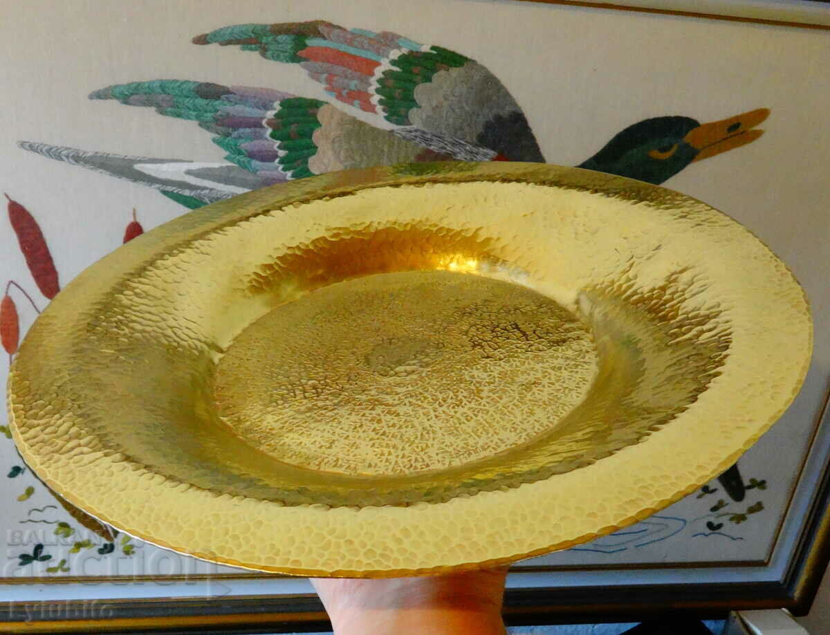 Bronze serving dish 1.2 kg, platter, fruit bowl Bronze serving dish 1.2 kg, platter, fruit bowl