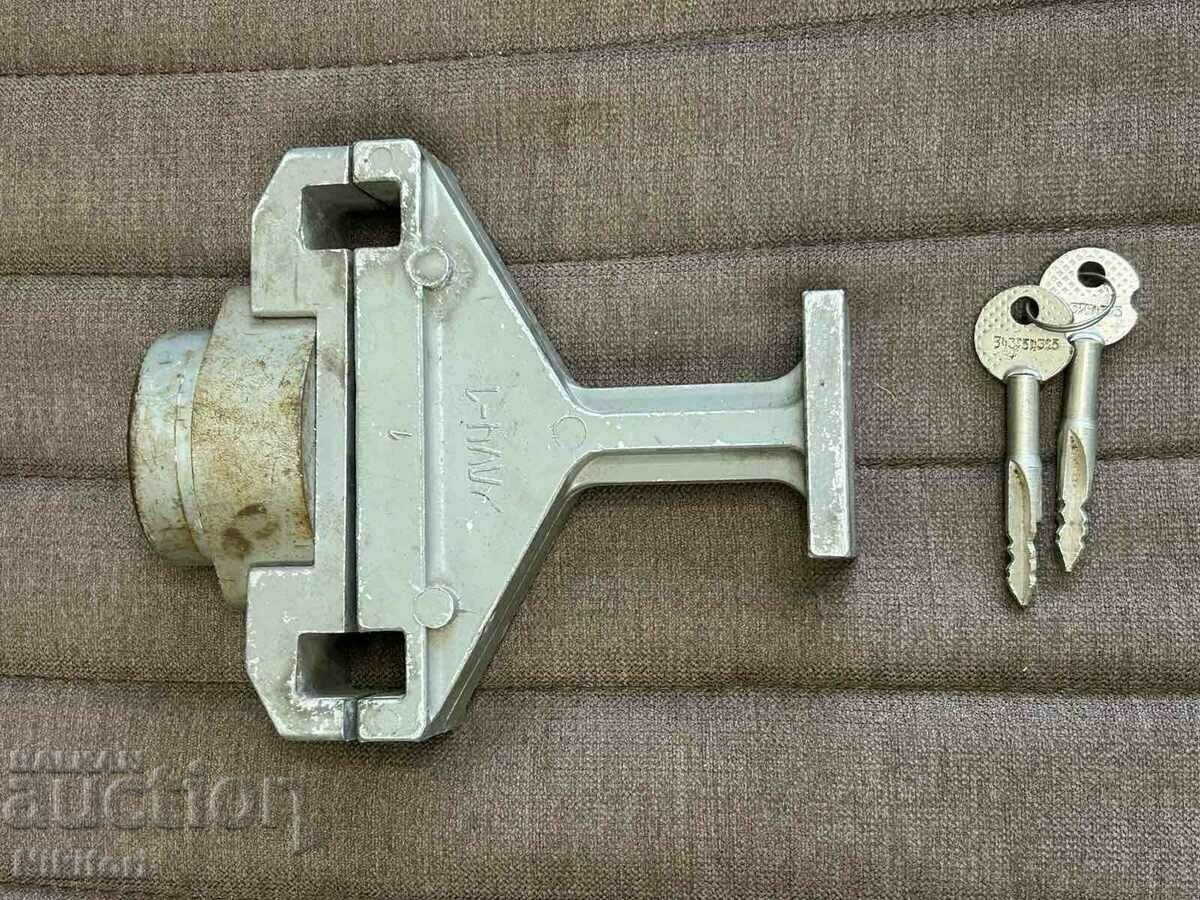 Auction Padlock for LUCH-1 VAZ Zhiguli Lada Pedals Auction Padlock for LUCH-1 VAZ Zhiguli Lada Pedals