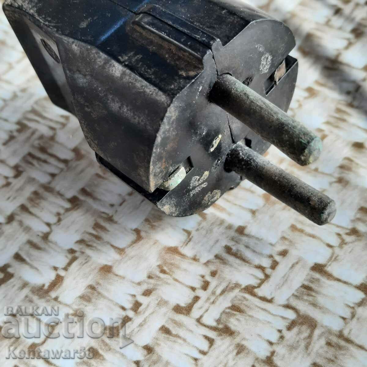 Cablu de alimentare cu preț 1.00 BGN | € 0.51 Cablu de alimentare cu preț 1.00 BGN | € 0.51