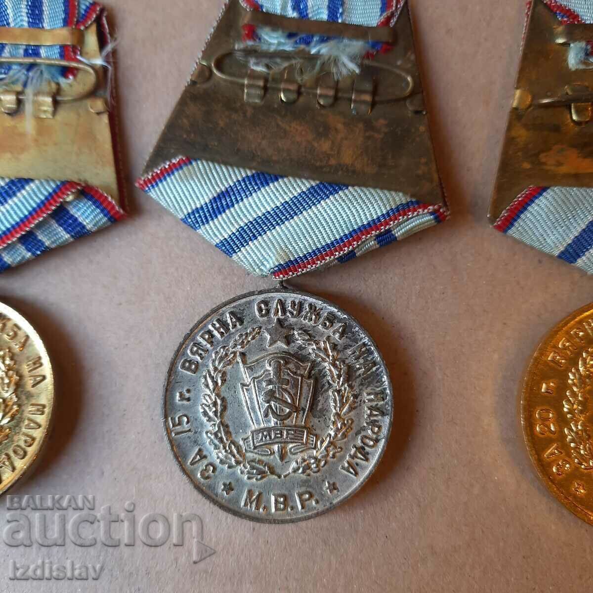 Livrarea 3 medalii pentru 10 și 15 ani MIA și cea rară pentru 20 de ani KDS