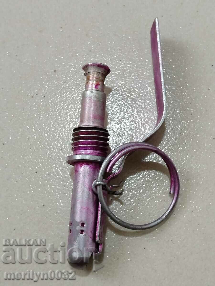 UZRGM grenade lighter from the NVO office UNSAFE with price 45.00 BGN | € 23.01 UZRGM grenade lighter from the NVO office UNSAFE with price 45.00 BGN | € 23.01