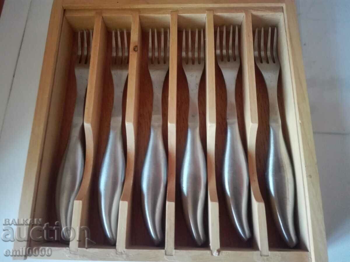 Cutlery - forks. with price 34.99 BGN | € 17.89