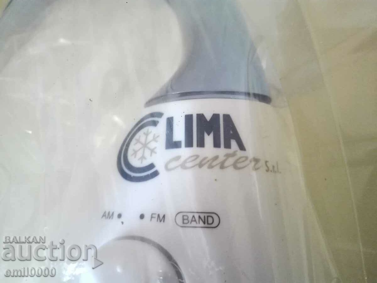 Delivery of New Doccia radio. Delivery of New Doccia radio.